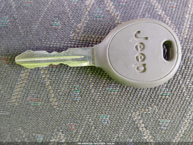 44938128 :رقم المزاد ، 1J4FA49S02P706845 vin ، 2002 Jeep Wrangler Sport مزاد بيع