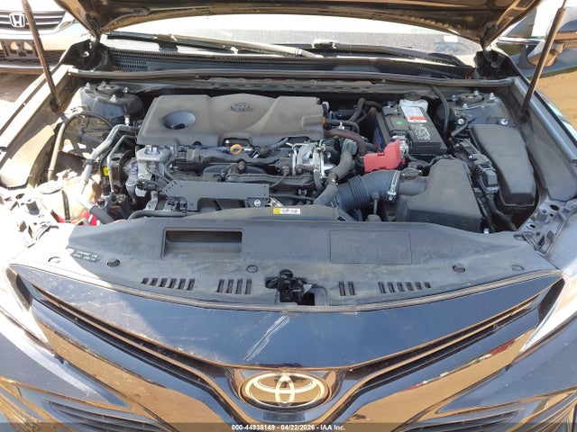 44938149 :رقم المزاد ، 4T1C11AK7LU864004 vin ، 2020 Toyota Camry Le مزاد بيع