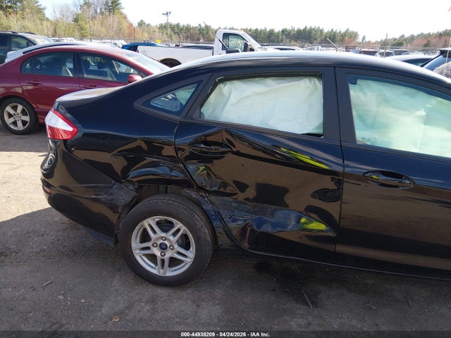 3FADP4BJ6KM117310 Ford FIESTA SE