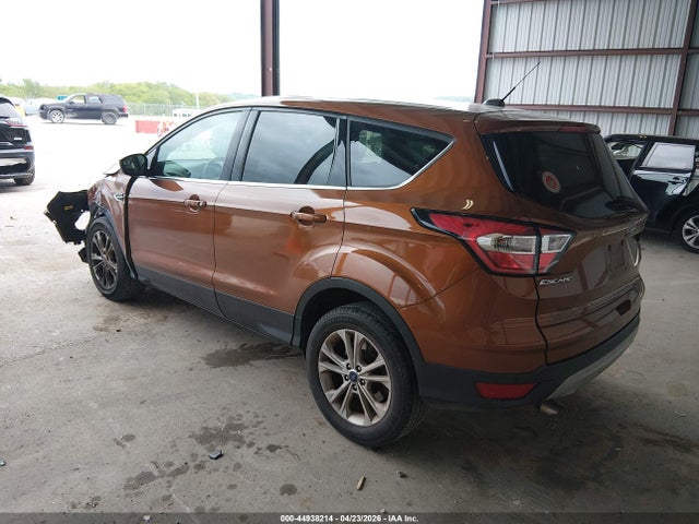 Продажа на аукционе авто 2017 Ford Escape Se, vin: 1FMCU0GD4HUE76827, номер лота: 44938214