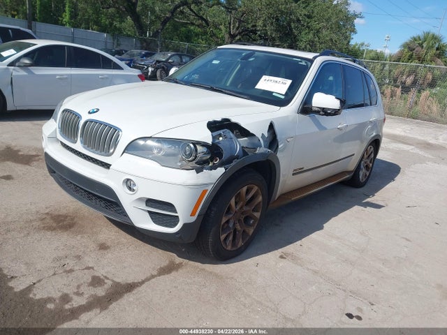 44938230 :رقم المزاد ، 5UXZV4C50D0B22548 vin ، 2013 Bmw X5 مزاد بيع