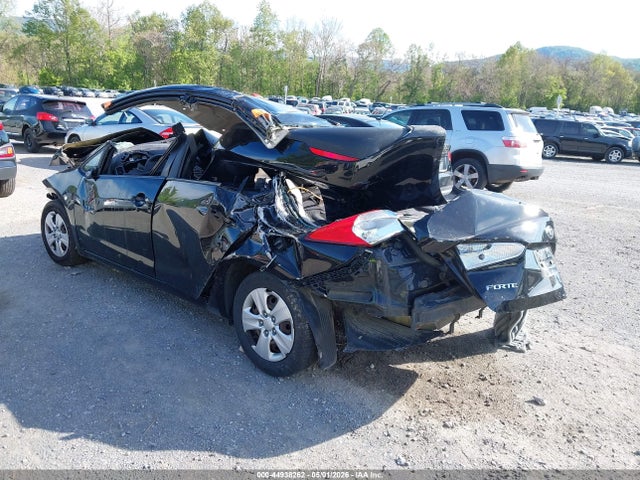 2016 Kia Forte Lx მანქანა იყიდება აუქციონზე, vin: KNAFK4A63G5569174, აუქციონის ნომერი: 44938262