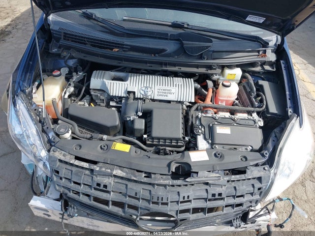 JTDKN3DU0F0442097 Toyota Prius Three