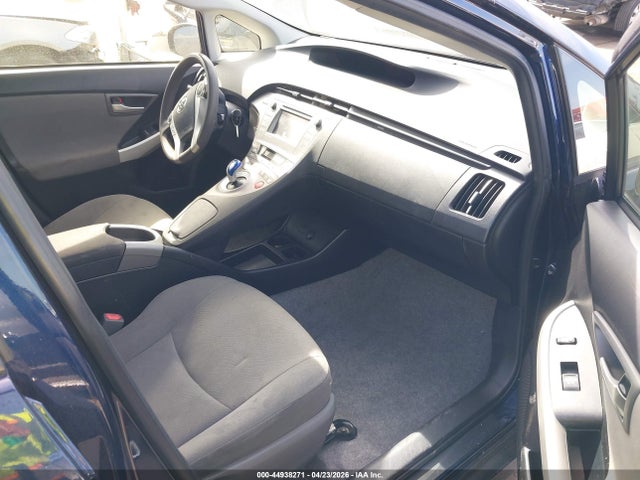 JTDKN3DU0F0442097 Toyota Prius Three