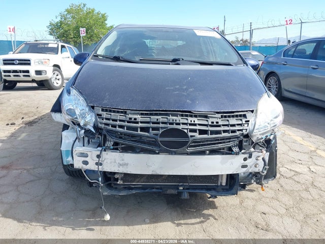 JTDKN3DU0F0442097 Toyota Prius Three