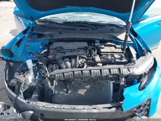 44938312 :رقم المزاد ، KM8K6CAB7NU878772 vin ، 2022 Hyundai Kona Sel مزاد بيع