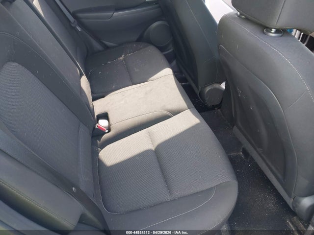 44938312 :رقم المزاد ، KM8K6CAB7NU878772 vin ، 2022 Hyundai Kona Sel مزاد بيع