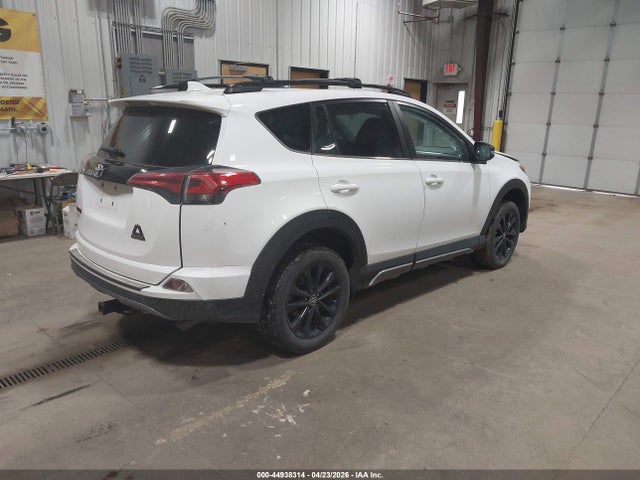 Toyota Rav4 Adventure 2018 2T3RFREV4JW829410 Image 4