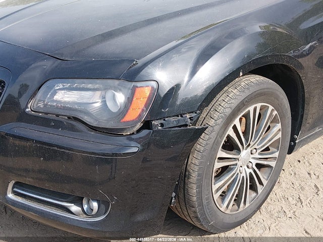 44938317 :رقم المزاد ، 2C3CCAGG6DH743944 vin ، 2013 Chrysler 300 300s مزاد بيع