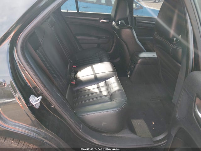 44938317 :رقم المزاد ، 2C3CCAGG6DH743944 vin ، 2013 Chrysler 300 300s مزاد بيع