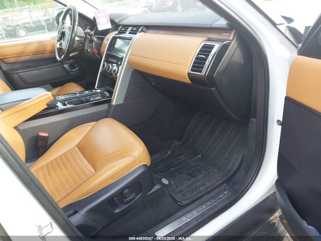 SALRT2RK7JA048310 Land Rover Discovery Hse Luxury