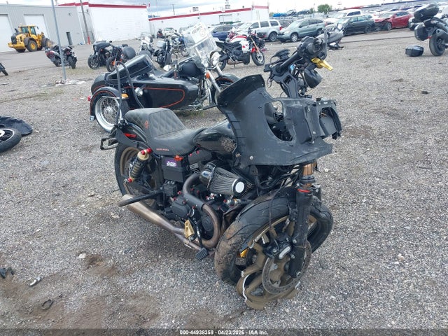 44938358 :رقم المزاد ، 1HD1GS81XHC321142 vin ، 2017 Harley-davidson Fxdls مزاد بيع