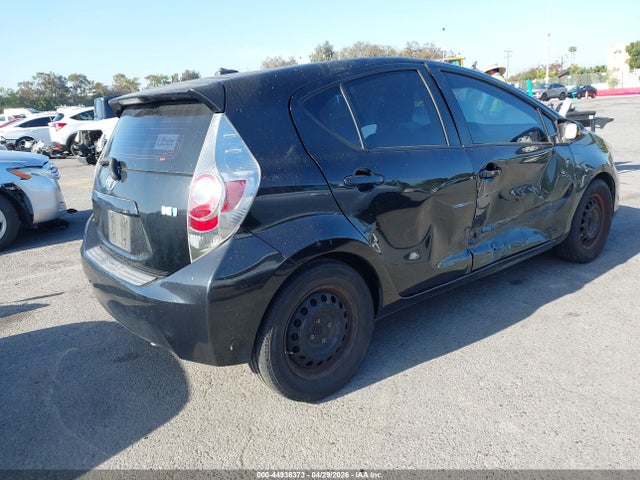 Продажа на аукционе авто 2014 Toyota Prius C Three, vin: JTDKDTB37E1565255, номер лота: 44938373