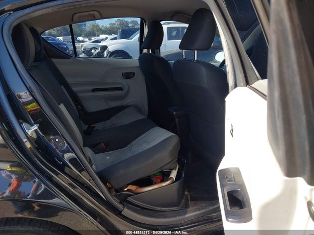 Продажа на аукционе авто 2014 Toyota Prius C Three, vin: JTDKDTB37E1565255, номер лота: 44938373