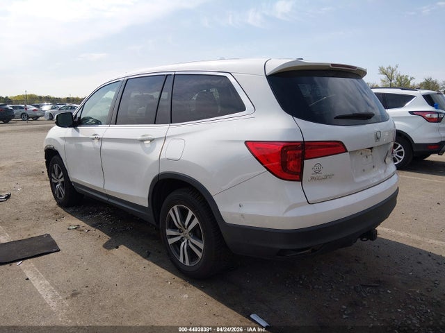44938381 :رقم المزاد ، 5FNYF6H55HB098685 vin ، 2017 Honda Pilot Ex-l مزاد بيع