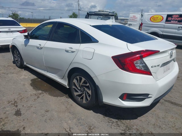 44938439 :رقم المزاد ، 2HGFC2F73JH535159 vin ، 2018 Honda Civic Ex مزاد بيع
