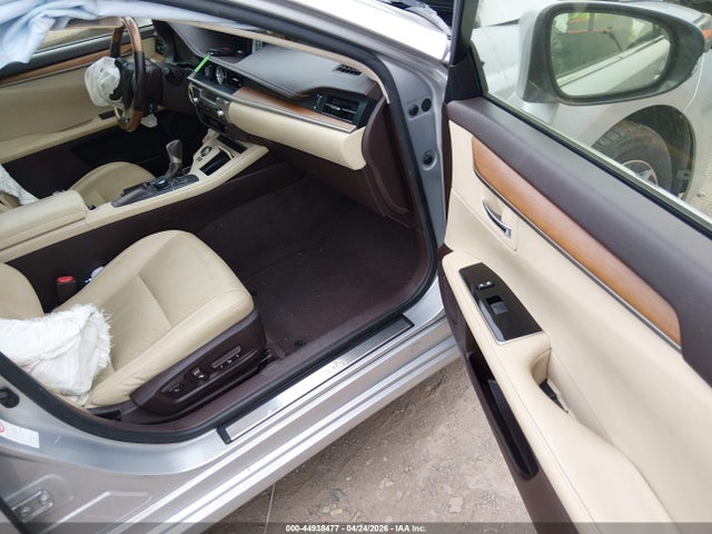 44938477 :رقم المزاد ، JTHBW1GG8G2103129 vin ، 2016 Lexus Es 300h مزاد بيع