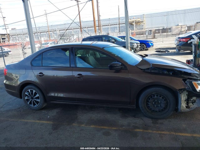 2013 Volkswagen Jetta 2.0l S მანქანა იყიდება აუქციონზე, vin: 3VW1K7AJXDM389986, აუქციონის ნომერი: 44938494