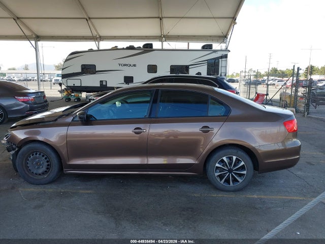 2013 Volkswagen Jetta 2.0l S მანქანა იყიდება აუქციონზე, vin: 3VW1K7AJXDM389986, აუქციონის ნომერი: 44938494