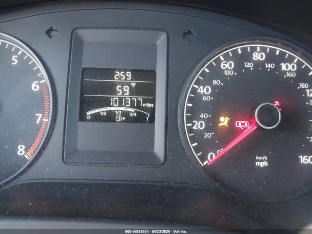 2013 Volkswagen Jetta 2.0l S მანქანა იყიდება აუქციონზე, vin: 3VW1K7AJXDM389986, აუქციონის ნომერი: 44938494