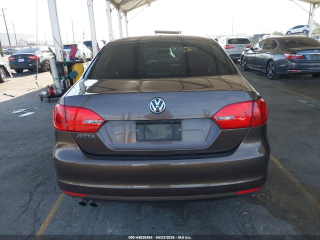 2013 Volkswagen Jetta 2.0l S მანქანა იყიდება აუქციონზე, vin: 3VW1K7AJXDM389986, აუქციონის ნომერი: 44938494