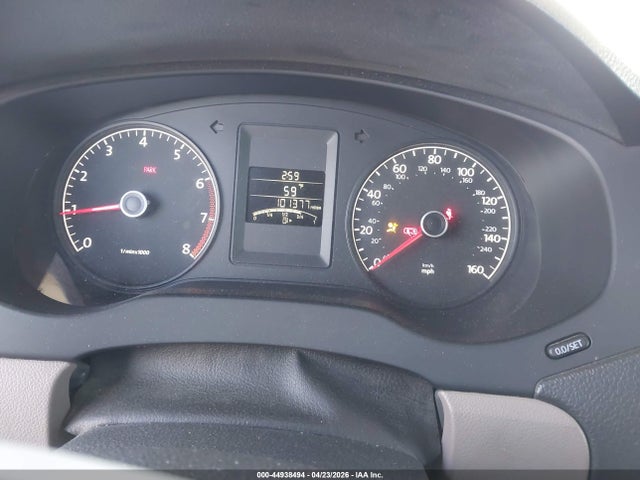 2013 Volkswagen Jetta 2.0l S მანქანა იყიდება აუქციონზე, vin: 3VW1K7AJXDM389986, აუქციონის ნომერი: 44938494