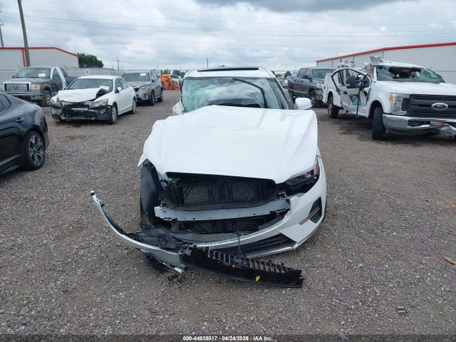 Aukcja sprzedaży 2023 Volvo Xc60 B5 Plus Bright Theme, vin: YV4L12RE1P1278184, numer aukcji: 44938517
