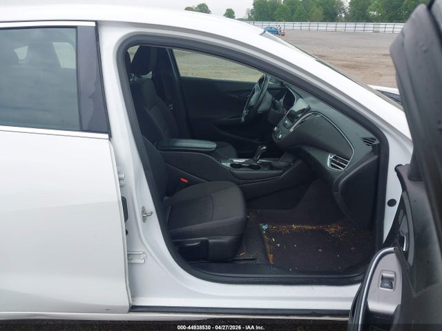 Продаж на аукціоні авто 2018 Chevrolet Malibu Lt, vin: 1G1ZD5ST8JF277177, номер лоту: 44938530