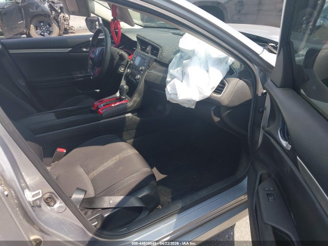44938545 :رقم المزاد ، 19XFC2F55HE213867 vin ، 2017 Honda Civic Lx مزاد بيع