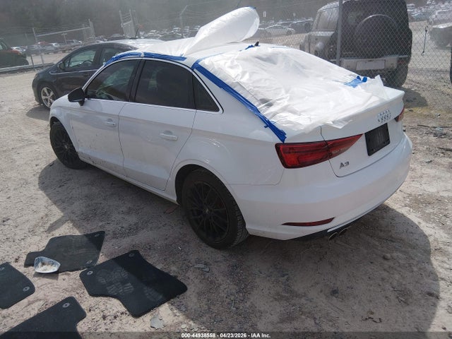 44938558 :رقم المزاد ، WAUAUGFF6KA073803 vin ، 2019 Audi A3 40 Premium/40 Titanium Premium مزاد بيع