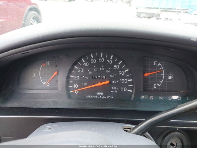 44938568 :رقم المزاد ، 4TANL42N9YZ584754 vin ، 2000 Toyota Tacoma مزاد بيع