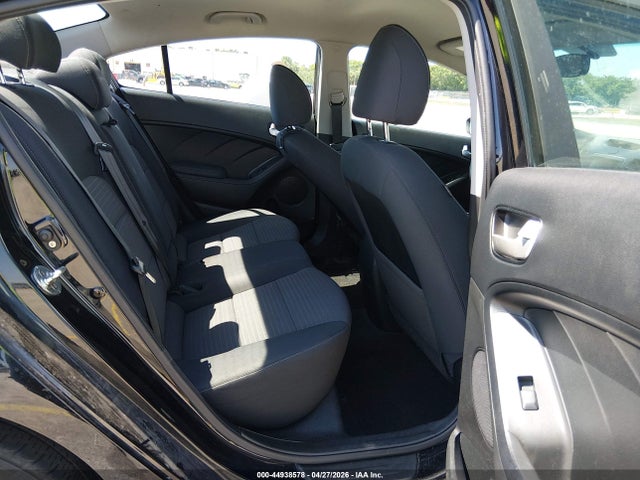 Продажа на аукционе авто 2018 Kia Forte Lx, vin: 3KPFL4A72JE272434, номер лота: 44938578