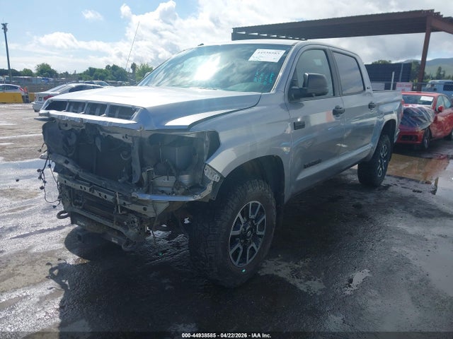 5TFDY5F13GX528026 Toyota Tundra Sr5 5.7l V8