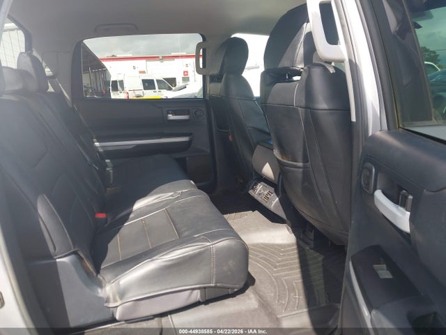 5TFDY5F13GX528026 Toyota Tundra Sr5 5.7l V8