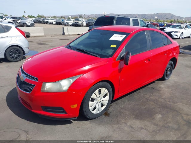 1G1PA5SHXE7157490 Chevrolet Cruze Ls Auto