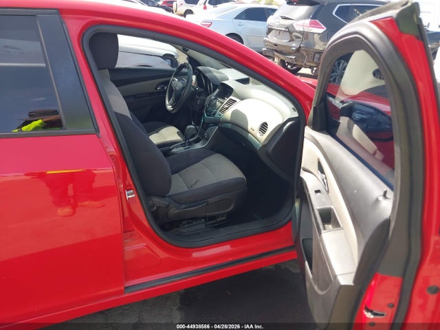 1G1PA5SHXE7157490 Chevrolet Cruze Ls Auto