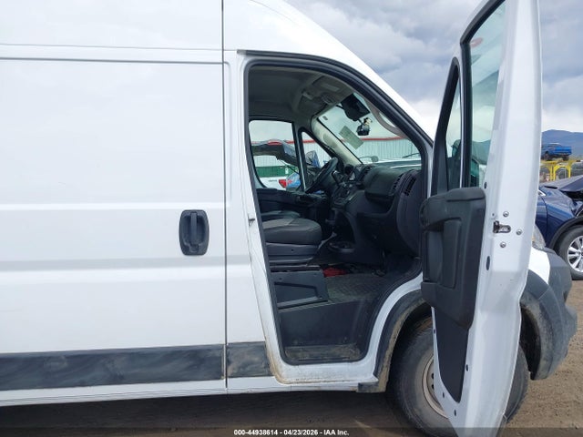 44938614 :رقم المزاد ، 3C6LRVDG5SE519666 vin ، 2025 Ram Promaster 2500 Tradesman High Roof 159 Wb W/pass Seat مزاد بيع