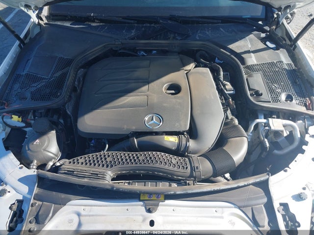 44938647 :رقم المزاد ، 55SWF8DB3LU322820 vin ، 2020 Mercedes-benz C 300 مزاد بيع