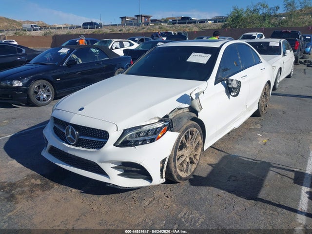 44938647 :رقم المزاد ، 55SWF8DB3LU322820 vin ، 2020 Mercedes-benz C 300 مزاد بيع