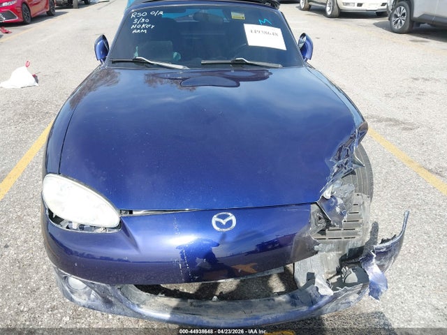 Продажа на аукционе авто 2003 Mazda Mx-5 Miata Cloth/ls/se/shinsen, vin: JM1NB353X30305255, номер лота: 44938648