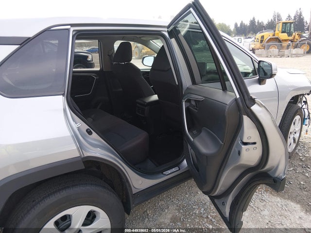 Toyota RAV4 LE 2025 2T3G1RFV6SW558145 Image 8