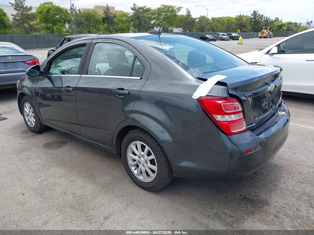 1G1JD5SHXH4106235 Chevrolet Sonic Lt Auto