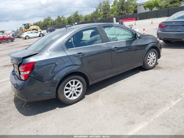 1G1JD5SHXH4106235 Chevrolet Sonic Lt Auto