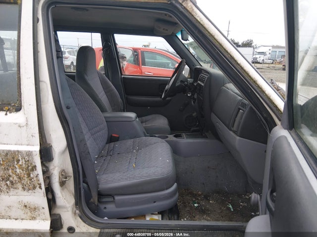 1998 Jeep Cherokee Se მანქანა იყიდება აუქციონზე, vin: 1J4FJ28S6WL218017, აუქციონის ნომერი: 44938705