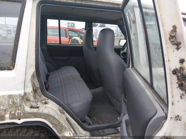 1998 Jeep Cherokee Se მანქანა იყიდება აუქციონზე, vin: 1J4FJ28S6WL218017, აუქციონის ნომერი: 44938705