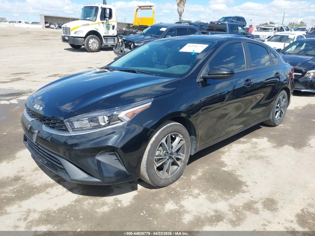 3KPF24AD7PE603395 KIA Forte Lxs