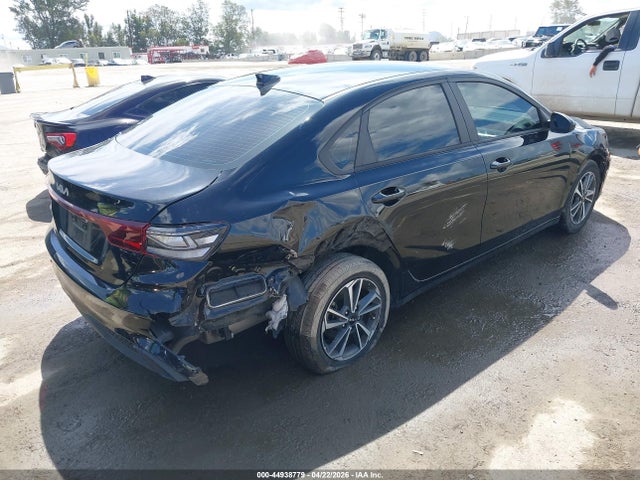 3KPF24AD7PE603395 KIA Forte Lxs