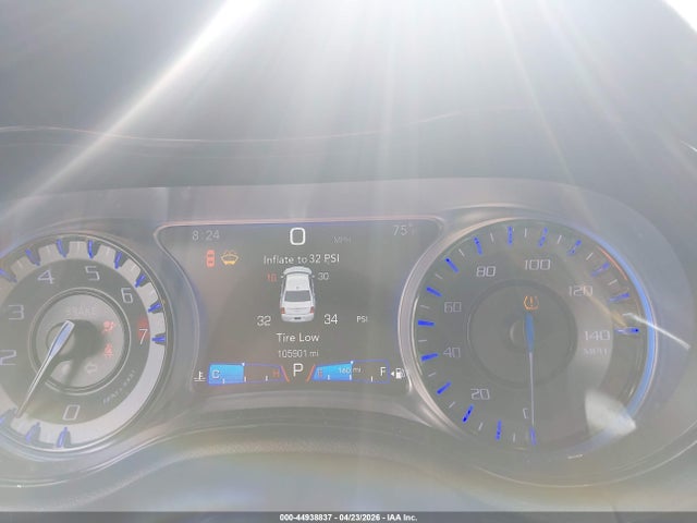 Продажа на аукционе авто 2016 Chrysler 300 300s Alloy Edition, vin: 2C3CCABG1GH334570, номер лота: 44938837