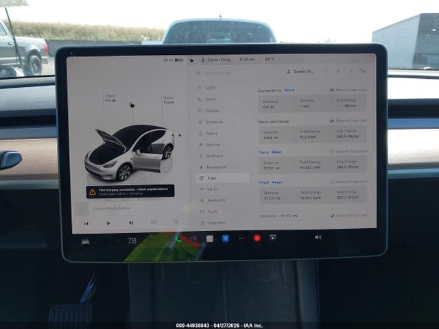 Продажа на аукционе авто 2023 Tesla Model Y Awd/long Range Dual Motor All-wheel Drive, vin: 7SAYGAEE7PF630721, номер лота: 44938843