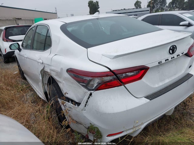 44938847 :رقم المزاد ، 4T1G11AK3RU216816 vin ، 2024 Toyota Camry Se مزاد بيع